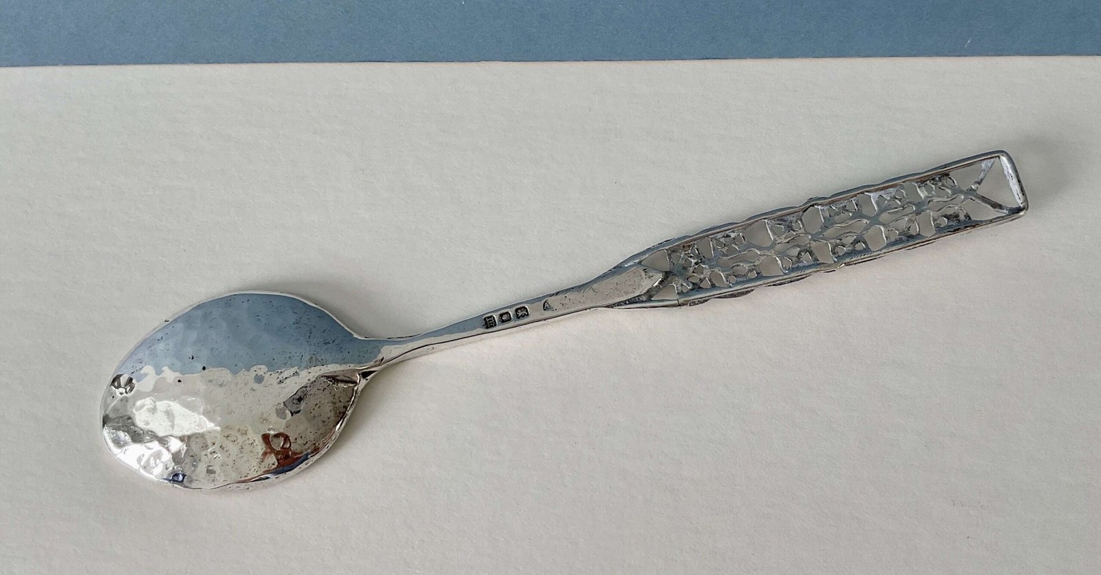 Antique Arts & Crafts Silver Spoon – Handcrafted Collectible - Image 4